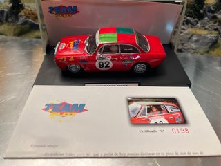Alfa Romeo Giulia Sprint Team Slot Scalextric