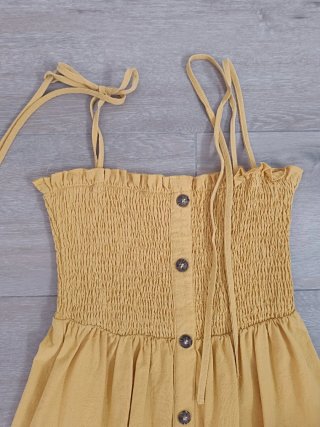 Vestido amarillo niña botones