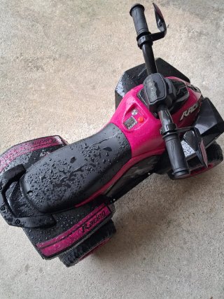 Moto 4 rosa