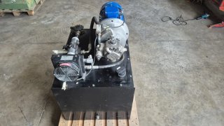Grupo Hidráulico 7'5 kw con Depósito