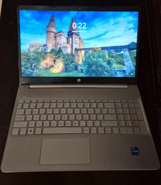 HP 15 i3 11th 16GB DDR4 256GB SSD Windows 11 Pro