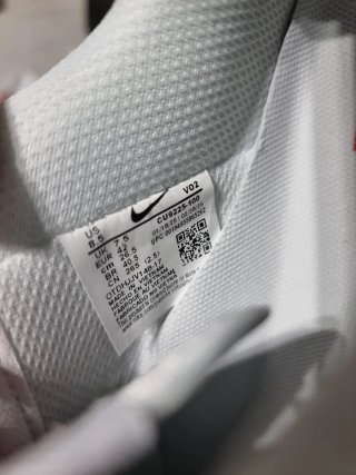 Nike Air Force 1 x Supreme Blancas