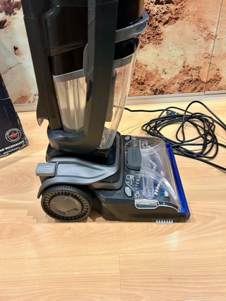 A ESTRENAR. BISSELL Revolution HydroSteam.