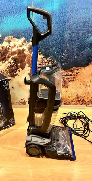 A ESTRENAR. BISSELL Revolution HydroSteam.