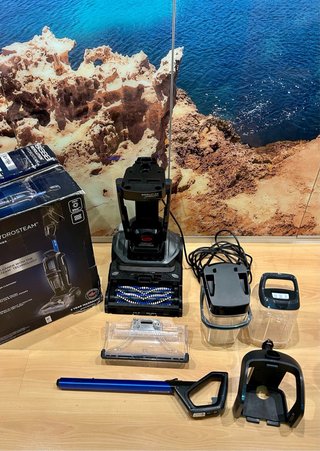 A ESTRENAR. BISSELL Revolution HydroSteam.