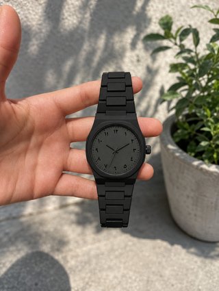 Reloj Negro Diseño Elegante Moderno