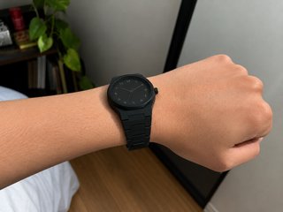 Reloj Negro Diseño Elegante Moderno