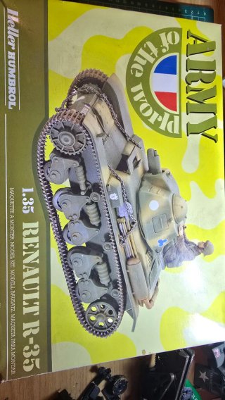 Maqueta Renault R-35