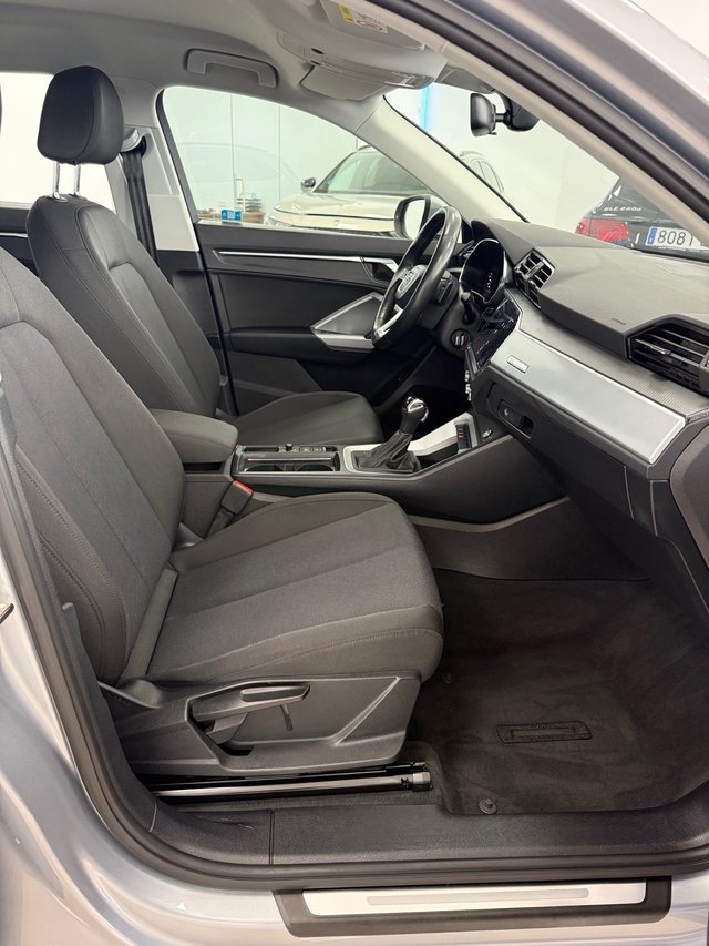 Audi Q3 2021