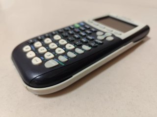 Calculadora Gráfica Texas TI 84 Plus