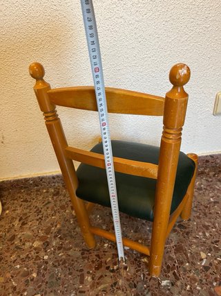 Silla infantil madera vintage asiento piel