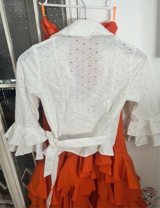 Falda flamenca naranja T.36 + 2 blusas