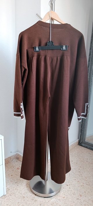 Conjunto jersey + pantalón. Nuevo sin estrenar y c