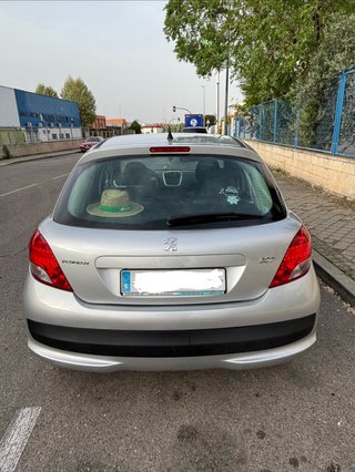 Peugeot 207 HDI 2011