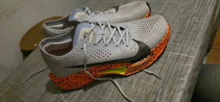 Nike ZoomX Vaporfly 3 Electric Pack