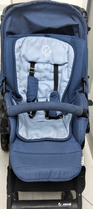 Carrito de bebé Jané azul