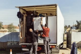 Servicios y transporte