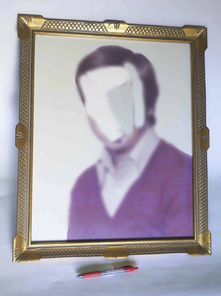 Marco dorado de 47x57cm