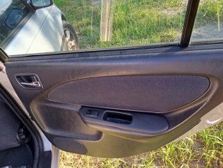 Toyota Avensis 2001