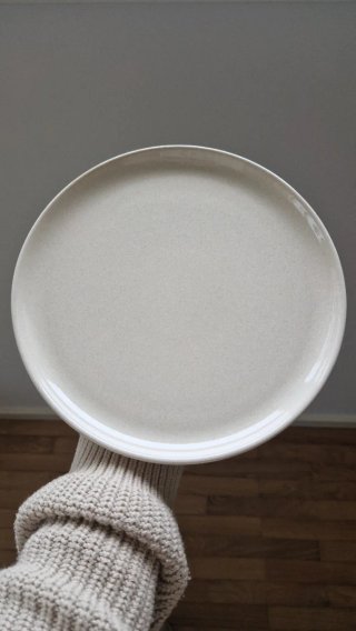Conjunto Pratos Beige Sobremesa