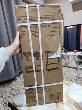 Estantería convertible en mesa