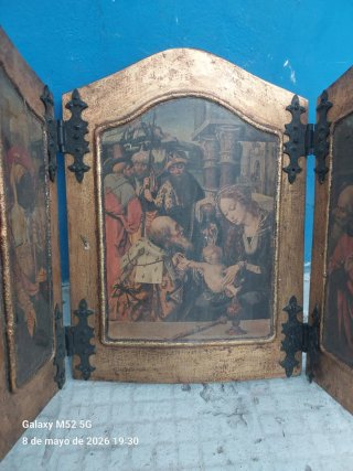 Antiguo tríptico Virgen