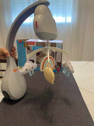 Móvil Cuna Fisher-Price Nubes Arcoíris