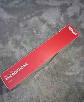 Micrófono con soporte de mesa