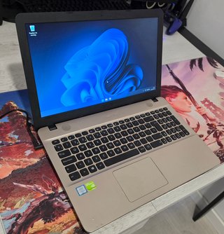 Portátil Asus