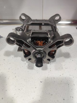 Motor Bosch Avantixx 7 BSH 9000488141 |