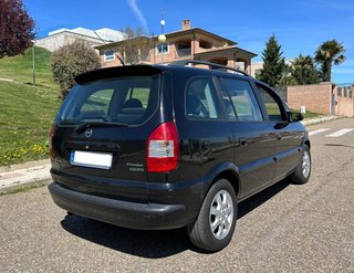 Opel Zafira 2004