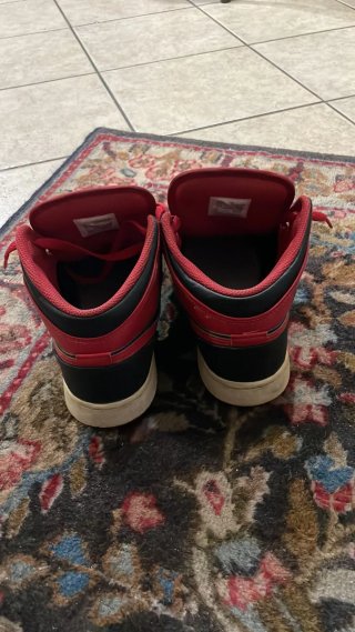 Scarpe Nike Jordan Mid Rosse e Nere