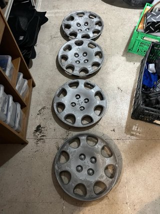 Juego 4 Tapacubos Peugeot 15”
