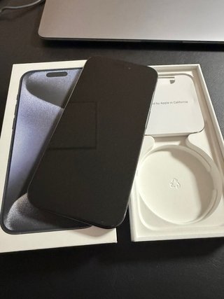 iPhone 15 Pro 256 GB Blue Titanium