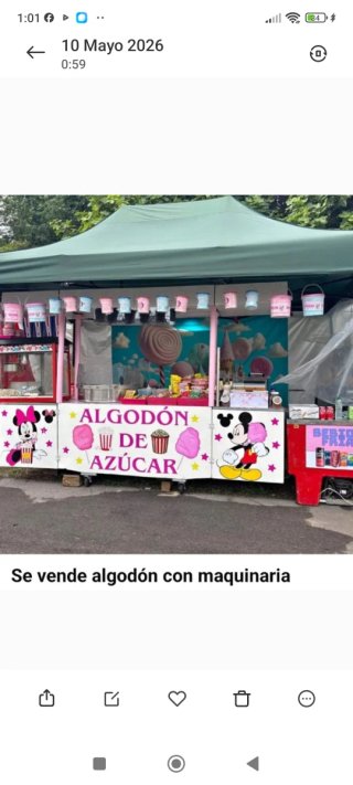 Puesto de algodón de azúcar para feria
