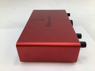 tarjeta sonido focusrite scarlett 2i2 (4th gen)