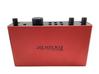 tarjeta sonido focusrite scarlett 2i2 (4th gen)