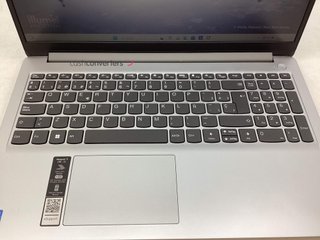 pc portatil lenovo 82v7