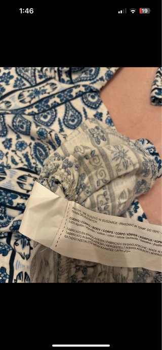 Blusa estampada azul y blanca Talla L
