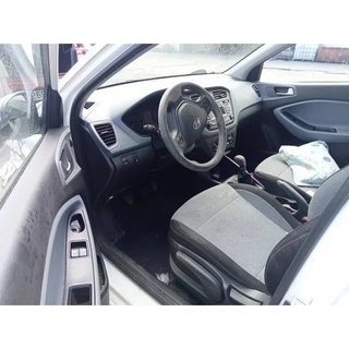 Despiece Hyundai I20 Elegant Gasolina del año 2016
