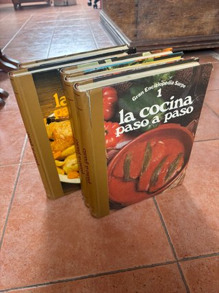 Enciclopedia de cocina 5 tomos. Buen estado