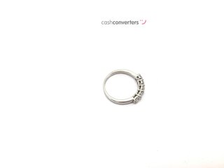 anillo oro 18k con piedra con diamante de laboratorio