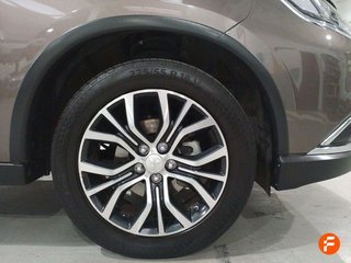 Mitsubishi Outlander 200 MPI Motion CVT 2WD 5 Plazas