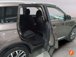 Mitsubishi Outlander 200 MPI Motion CVT 2WD 5 Plazas