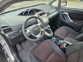 Toyota Verso 2012