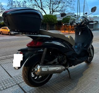 Moto Piaggio Beverly 500cc Cruiser Scooter