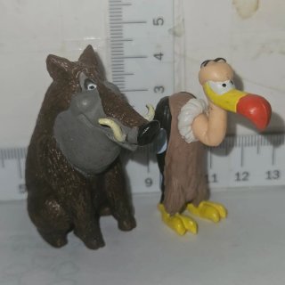 Buitre y Jabali