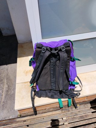Mochila de montaña Millet morada