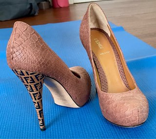 Zapatos Fendi Superstar Pumps Talla 39
