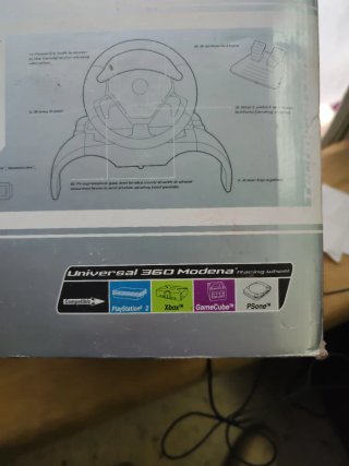 Volante Thrustmaster Ferrari con pedales